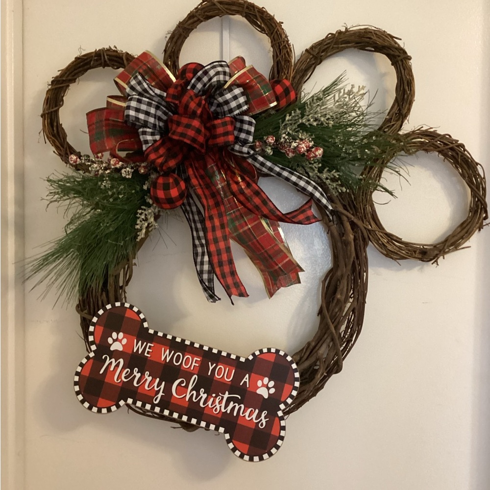 Festive Plaid Dog Paw Wreath with Merry Christmas Sign
